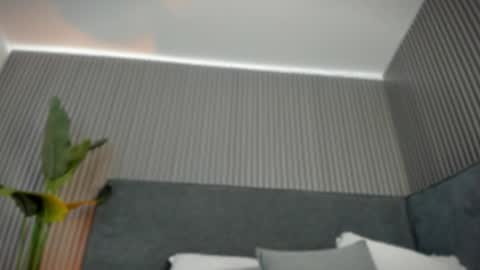 emelie_89 online show from 05/20/26, 11:38