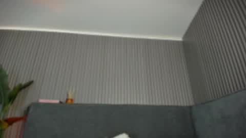 emelie_89 online show from 06/05/26, 11:38