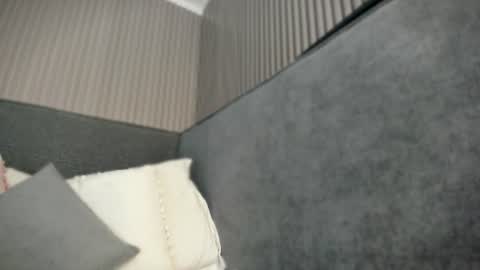 emelie_89 online show from 06/09/26, 11:55