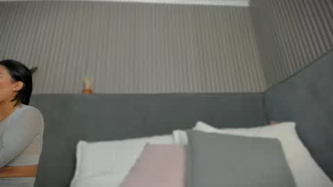 emelie_89 online show from 07/01/26, 11:34
