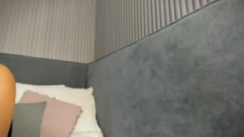 emelie_89 online show from 07/22/26, 11:35