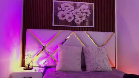 Snapshot of emelie_ch_ chatting on 02/18/26, 03:24 Emily online show from 02/18/26, 03:24