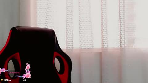 emely_peyton online show from 10/18/25, 01:56