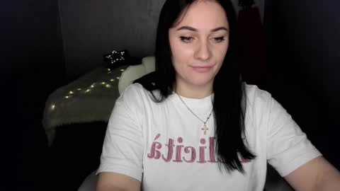 Emely online show from 01/17/25, 05:42