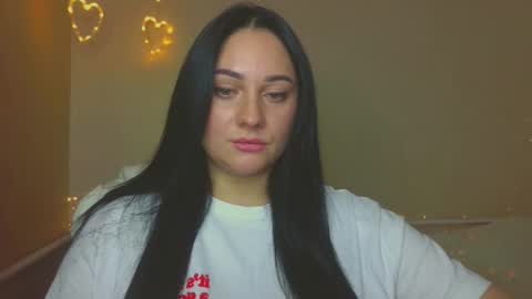 Emely online show from 10/22/25, 09:25