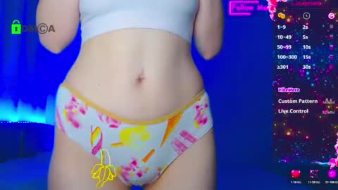 Emely online show from 11/11/25, 12:54