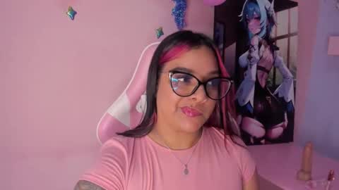 Snapshot of emelymuller chatting on 03/12/26, 05:24 Emely online show from 03/12/26, 05:24