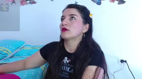emely ross online show from 06/17/26, 01:01