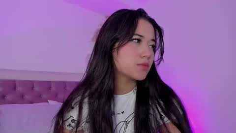 Emy online show from 03/11/25, 11:04