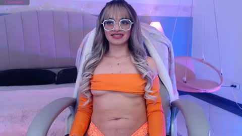 Danna online show from 10/02/25, 11:01