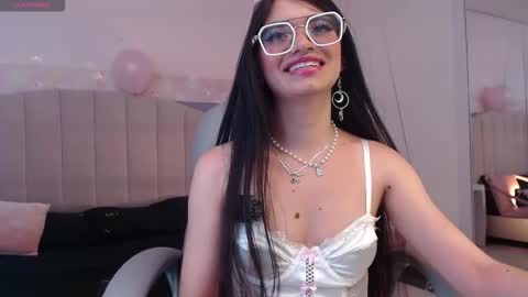 Danna online show from 01/18/26, 05:33
