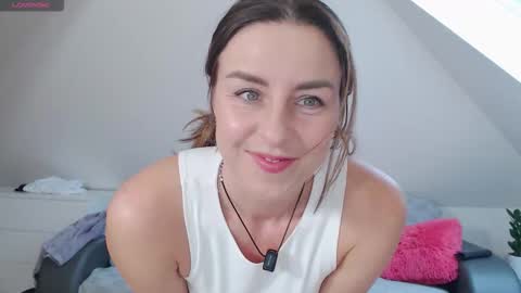 just me online show from 02/11/26, 12:21