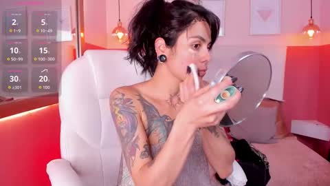 Esmeralda online show from 11/19/25, 04:51