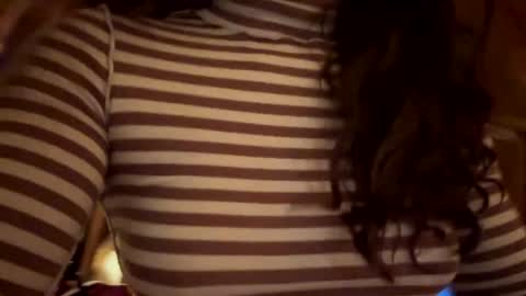 Snapshot of emersoncane chatting on 12/01/25, 12:48 popalottapuss - puddin tits - daddy - buttercup - bonfire - Mrs. Fuck Yea - hibeams - honey buns - online show from 12/01/25, 12:48