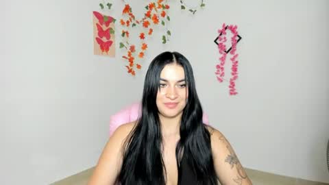 Snapshot of emi_blossom_ chatting on 06/13/26, 02:31 Emily online show from 06/13/26, 02:31