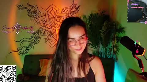 Emmily Roberts online show from 05/22/26, 01:57
