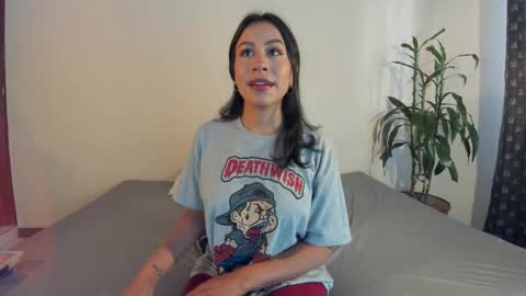 Emilia Gomez online show from 03/07/25, 08:00