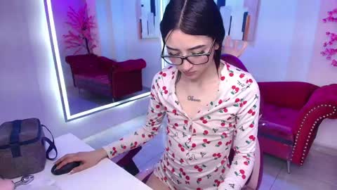 Emiily  online show from 05/23/26, 07:18