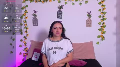 Emily online show from 05/11/26, 12:00
