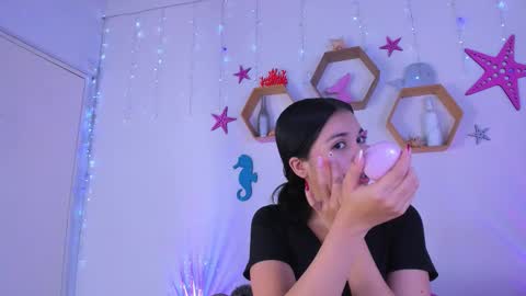 Emily  online show from 11/07/25, 03:06