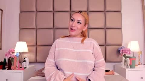 EMILY ROBERTS online show from 01/16/25, 04:38
