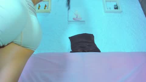 Emily online show from 01/31/25, 12:07