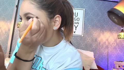 Emily online show from 01/26/25, 04:51