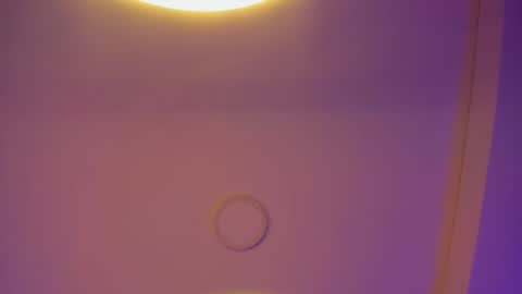 Snapshot of emiilycollins1 chatting on 11/25/25, 10:43 online show from 11/25/25, 10:43