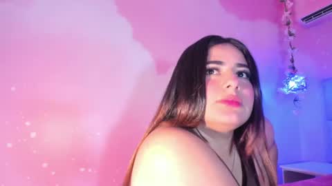 Emiily Grace online show from 07/21/26, 07:49