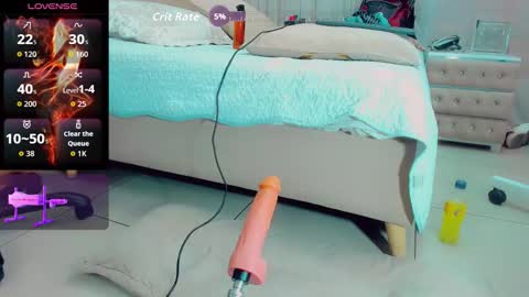 EmillySaenz online show from 10/24/25, 03:52