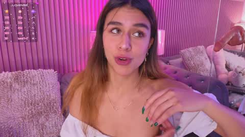 Snapshot of emiiscoot_1 chatting on 01/15/25, 06:19 Emily online show from 01/15/25, 06:19