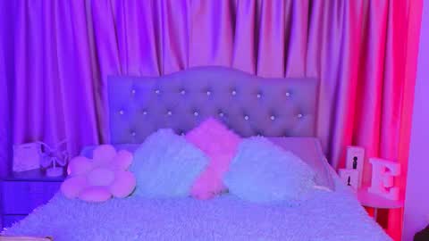 Snapshot of emiiscoot_1 chatting on 01/06/26, 12:36 Emily online show from 01/06/26, 12:36