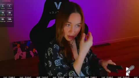 Emili online show from 05/13/26, 11:07