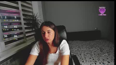 emili77777 online show from 09/17/25, 10:17