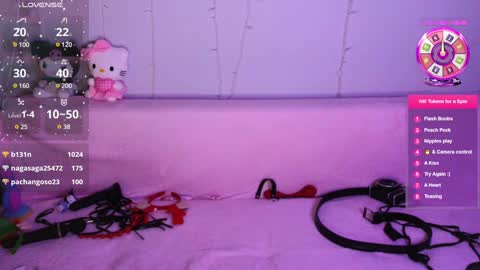 Snapshot of emili_blanc chatting on 12/30/24, 02:51 Emili online show from 12/30/24, 02:51