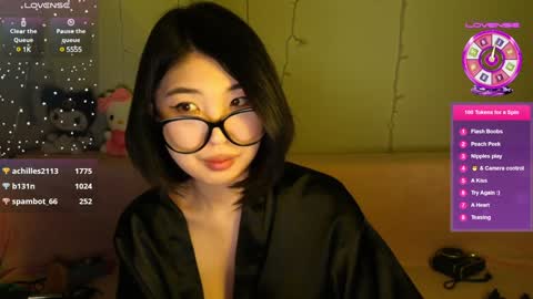 Snapshot of emili_blanc chatting on 12/30/24, 05:55 Emili online show from 12/30/24, 05:55