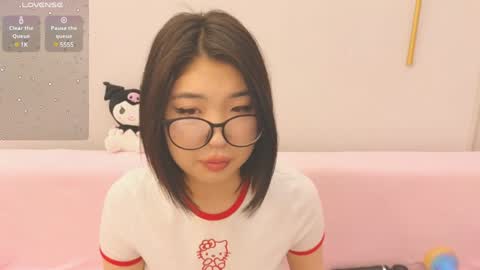 Emili online show from 01/28/25, 02:32