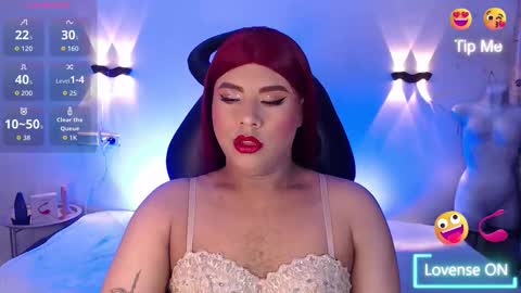 Snapshot of emili_roux chatting on 12/02/25, 12:32 Emili roux online show from 12/02/25, 12:32