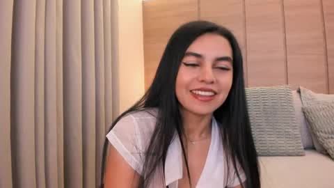 emilia_1040 online show from 05/09/26, 12:54