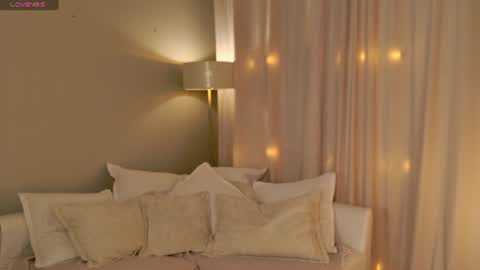 emilia_dream online show from 07/07/26, 06:34