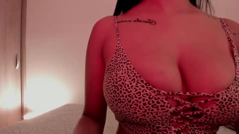 Emilia Big Boobs online show from 01/17/25, 05:19