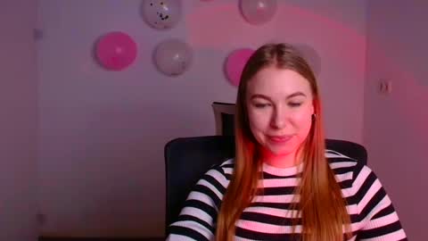 Emilia online show from 02/18/25, 09:32