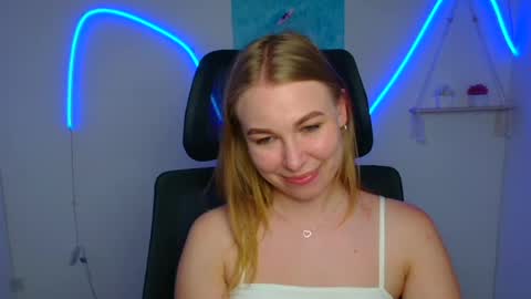 Emilia online show from 06/29/26, 10:15
