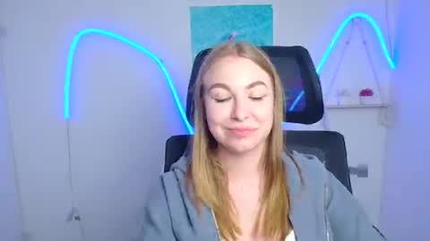 Emilia online show from 07/05/26, 11:28