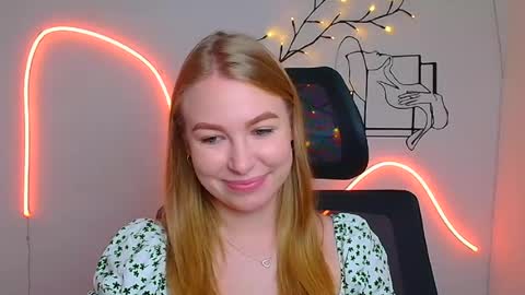 Emilia online show from 08/05/26, 05:32