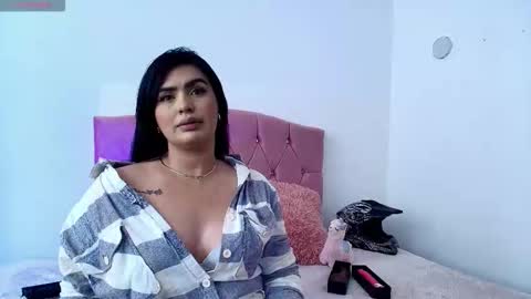 emilia_sweetx online show from 10/23/25, 11:53