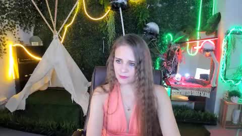 Emilia Bedy online show from 10/15/25, 09:09