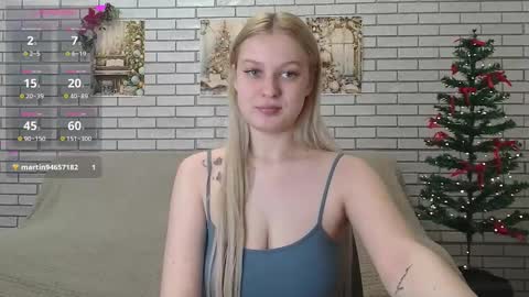Snapshot of emiliaduchess chatting on 01/09/25, 09:06 Amili online show from 01/09/25, 09:06