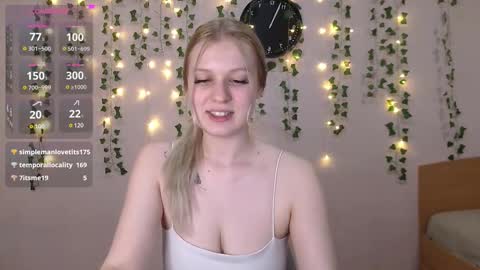 Snapshot of emiliaduchess chatting on 03/08/25, 06:58 Amili online show from 03/08/25, 06:58