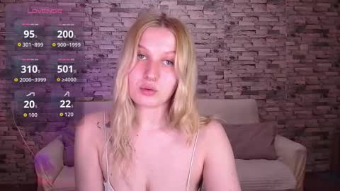 Amili online show from 03/11/26, 12:22